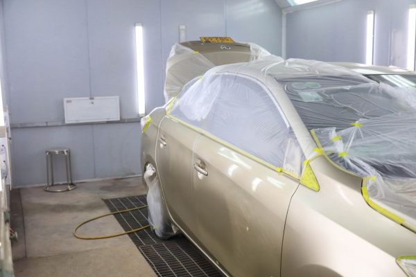 dịch vụ sửa chữa ô tô tai nạn