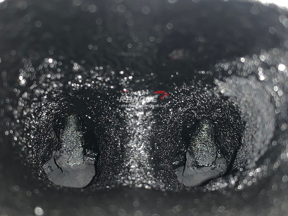 vệ sinh họng hút ô tô