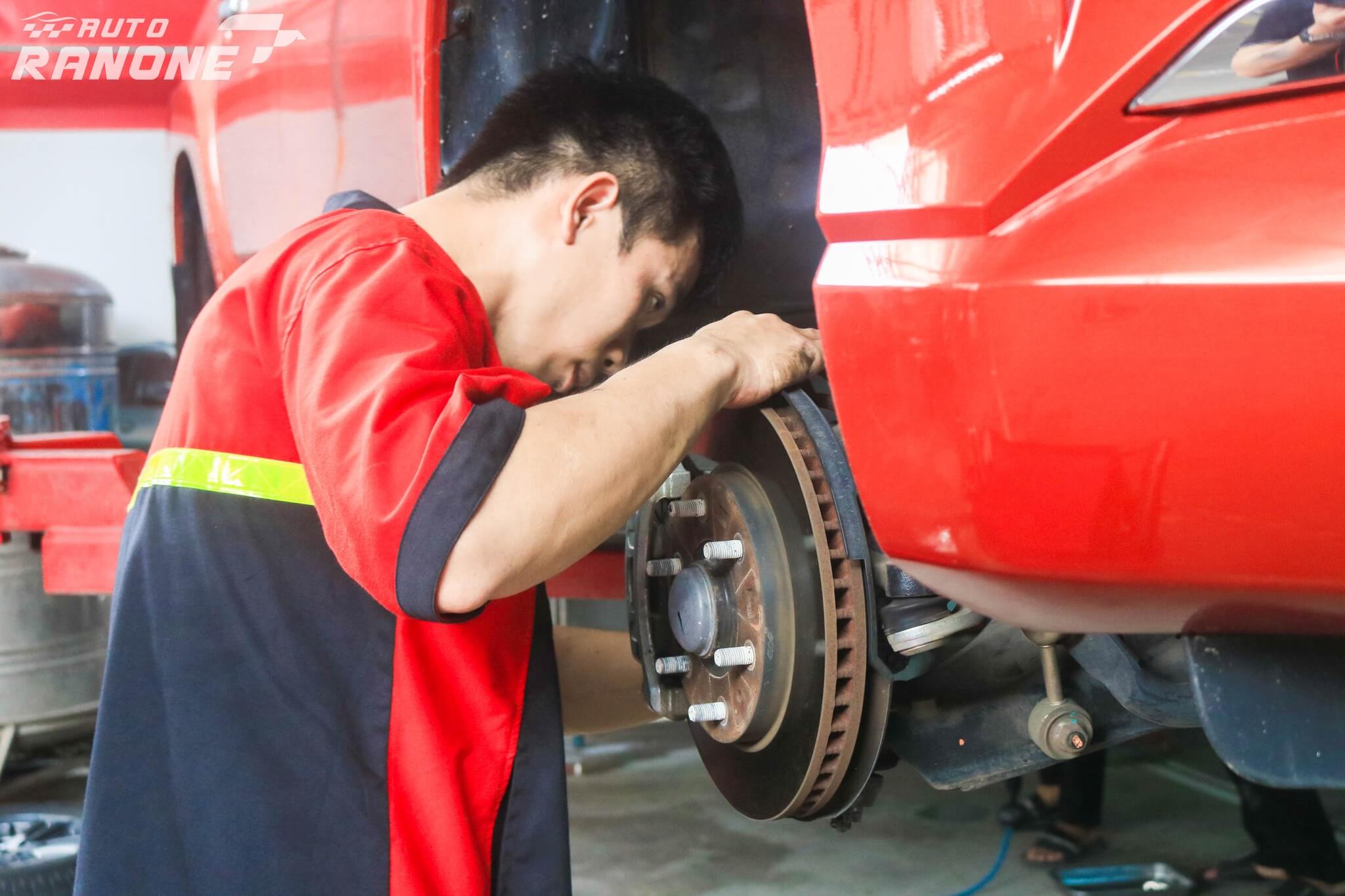 gara sửa xe oto gần nhất