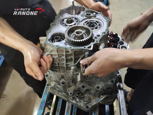 sửa hộp số ô tô