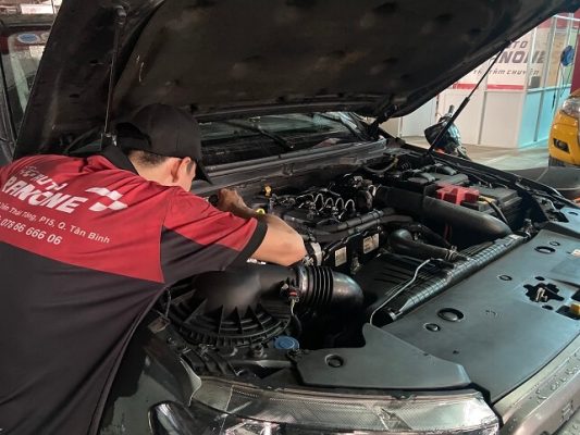 dịch vụ gara ô tô