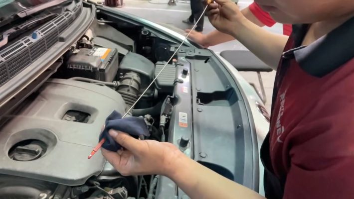 thay dầu nhớt xe Honda City