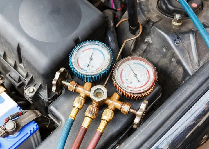 nạp ga máy lạnh oto