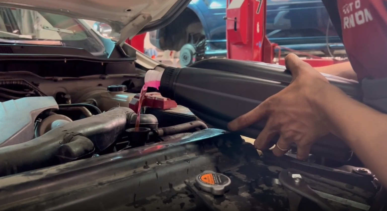 quy trình bảo dưỡng xe toyota