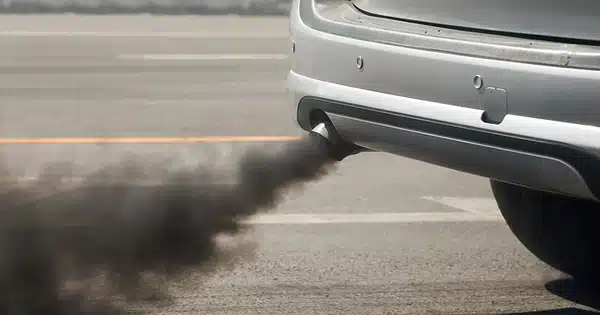 vệ sinh họng hút ô tô