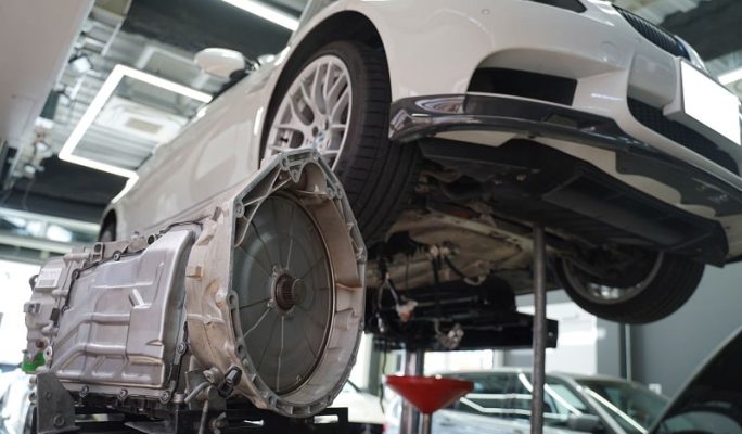 đại tu hộp số xe ô tô BMW