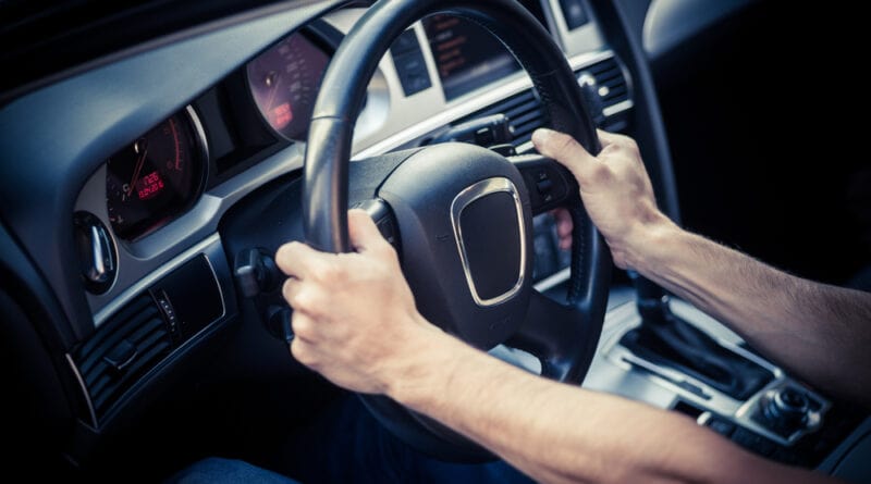 xe rung giật có thể do sửa hộp đen ô tô